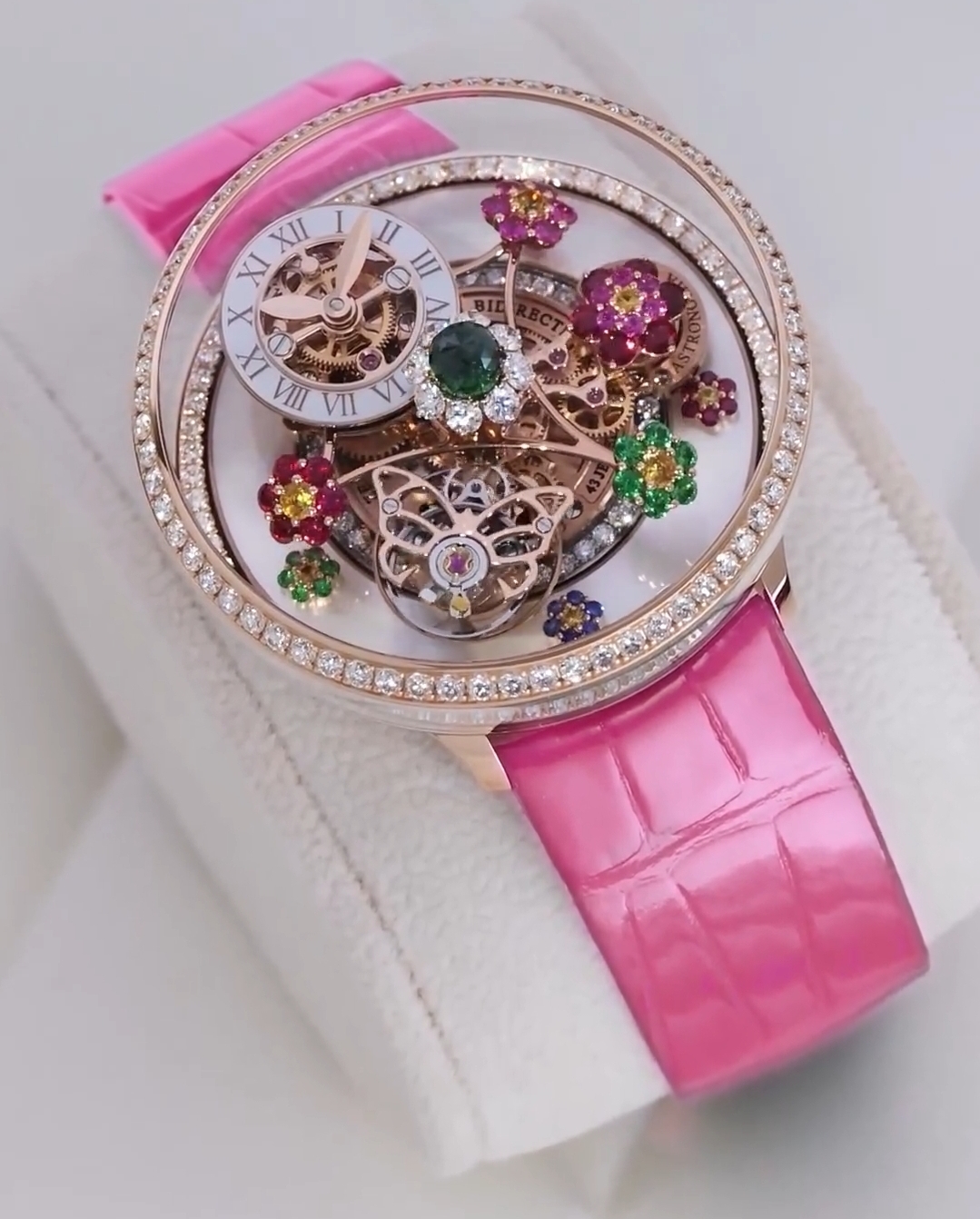 ساعتی از برند‌ جکوب