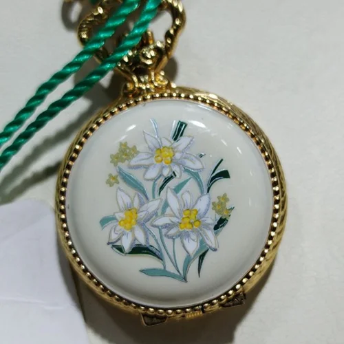 ساعت آندر موشه ساخت سوییس